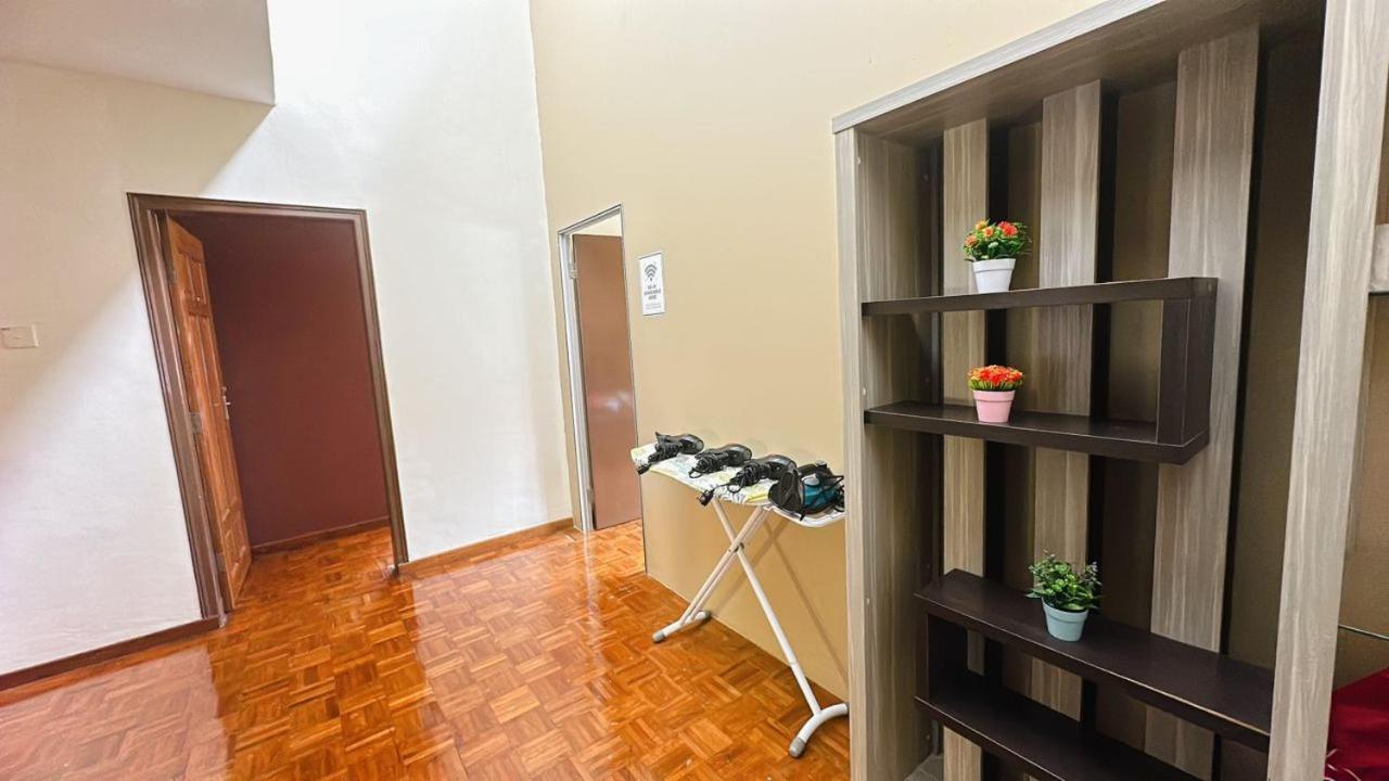 B04 Modern Deluxe Rumah percutian Johor Bahru