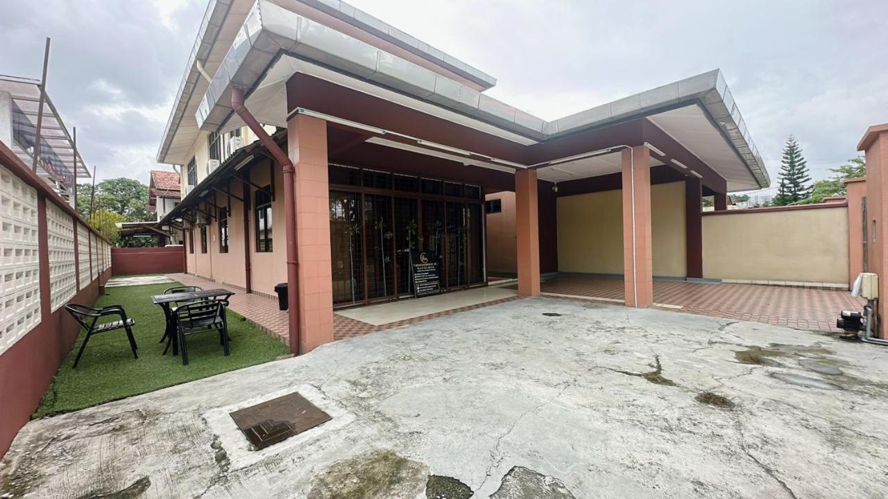 Rumah percutian B04 Modern Deluxe Johor Bahru