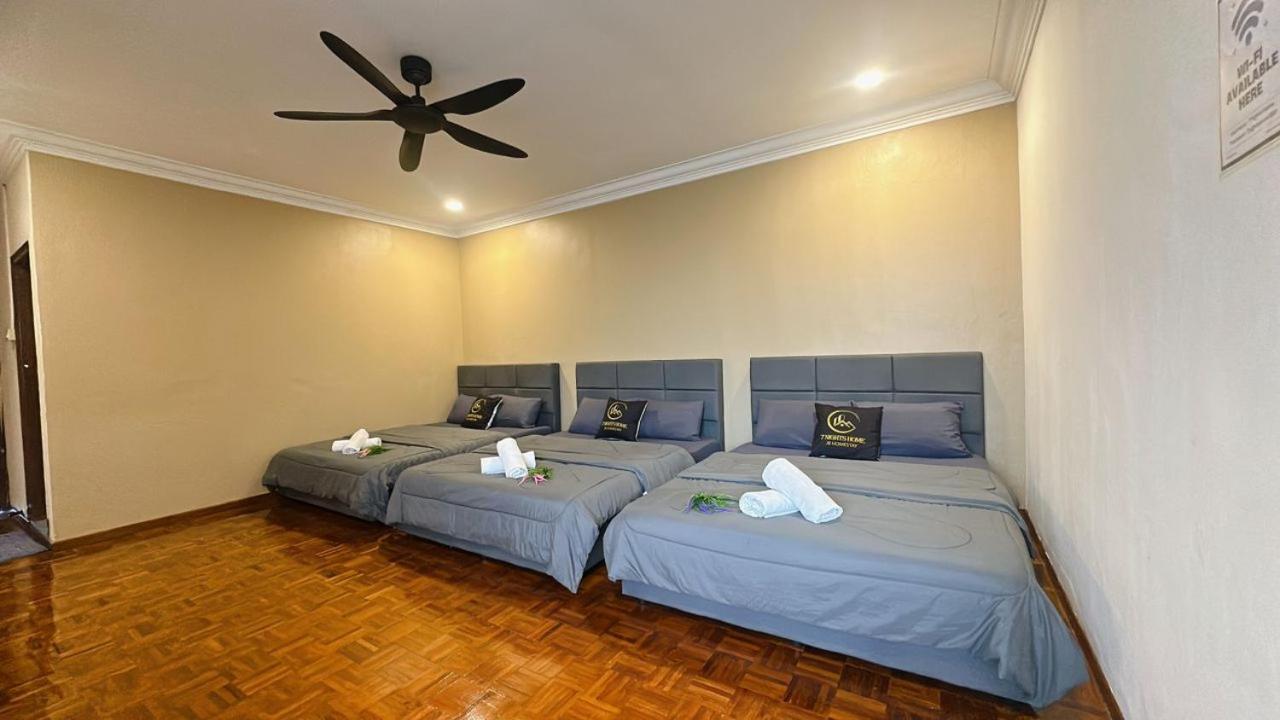 B04 Modern Deluxe Holiday home *